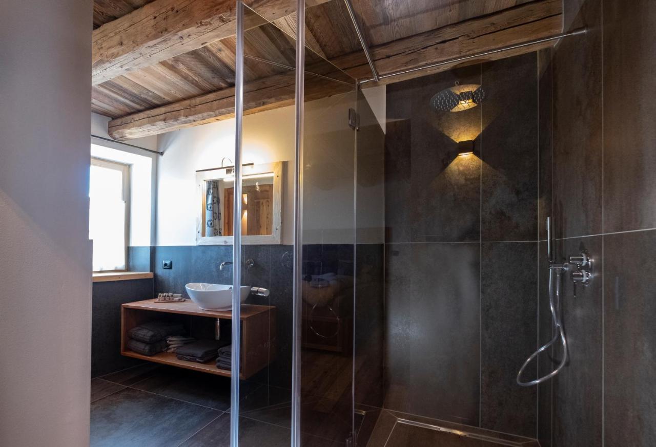 Grizzly Haus & Frosch Restaurant - Teritoria Bed & Breakfast Varena Luaran gambar