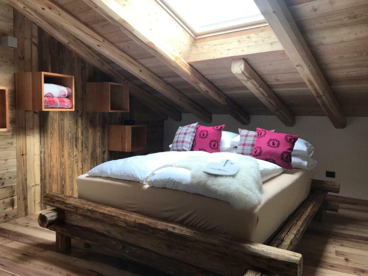 Grizzly Haus & Frosch Restaurant - Teritoria Bed & Breakfast Varena Luaran gambar